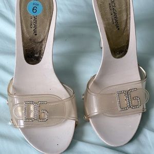 Dolce & Gabana white, lucite, gold, and rhinestone heels size 36, US 6.